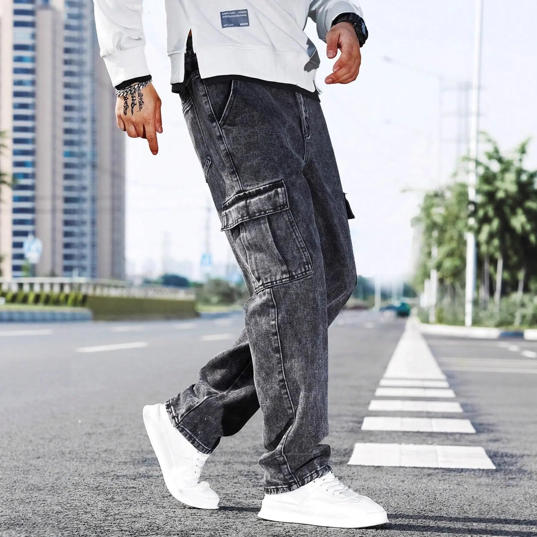 Loose-fit Multi-pocket Fashionable Street-style Men's Workwear Denim Jeans SmartDealHub